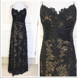 Badgley  Mischka Black lace gown
